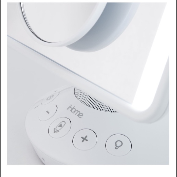 Ihome bluetooth mirror with LED lighting. Paid 80. Brand new still in box. - Picture 2 of 5